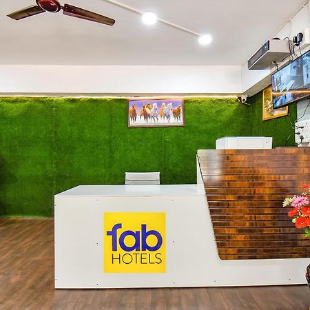 Fabhotel Skylight Studio Rooms - Nr Mcf Camp Πούνε Εξωτερικό φωτογραφία