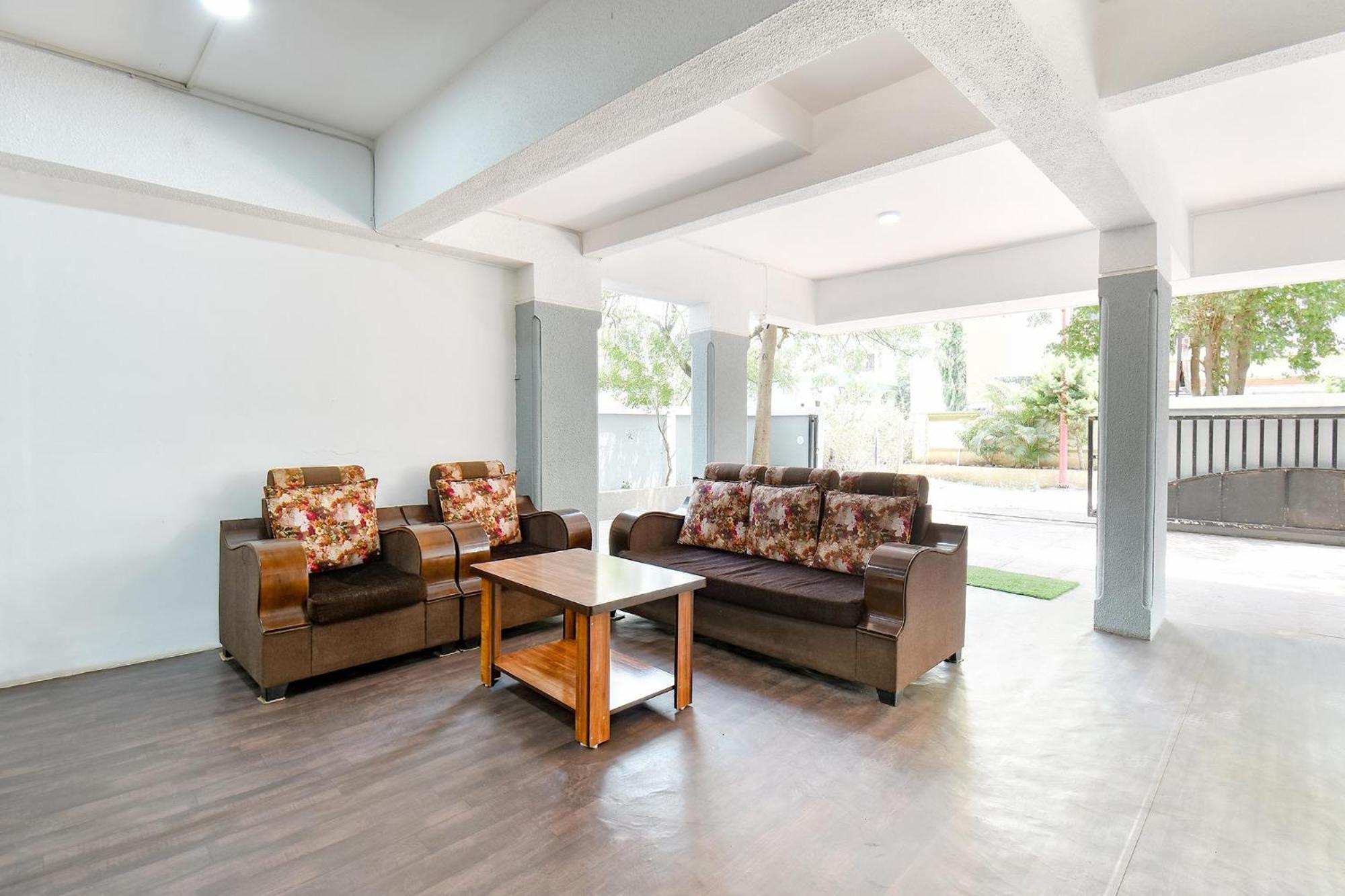 Fabhotel Skylight Studio Rooms - Nr Mcf Camp Πούνε Εξωτερικό φωτογραφία