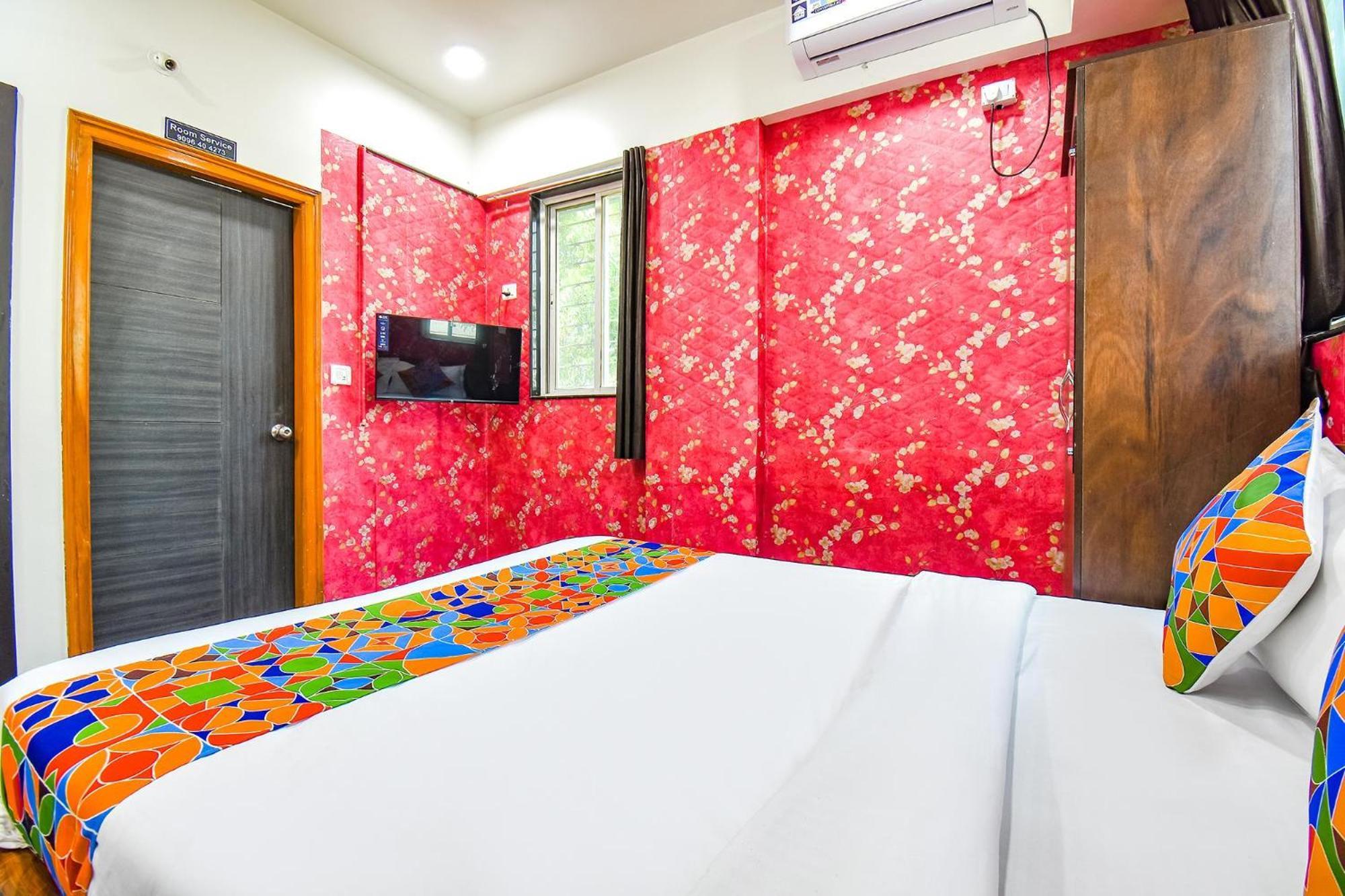 Fabhotel Skylight Studio Rooms - Nr Mcf Camp Πούνε Εξωτερικό φωτογραφία